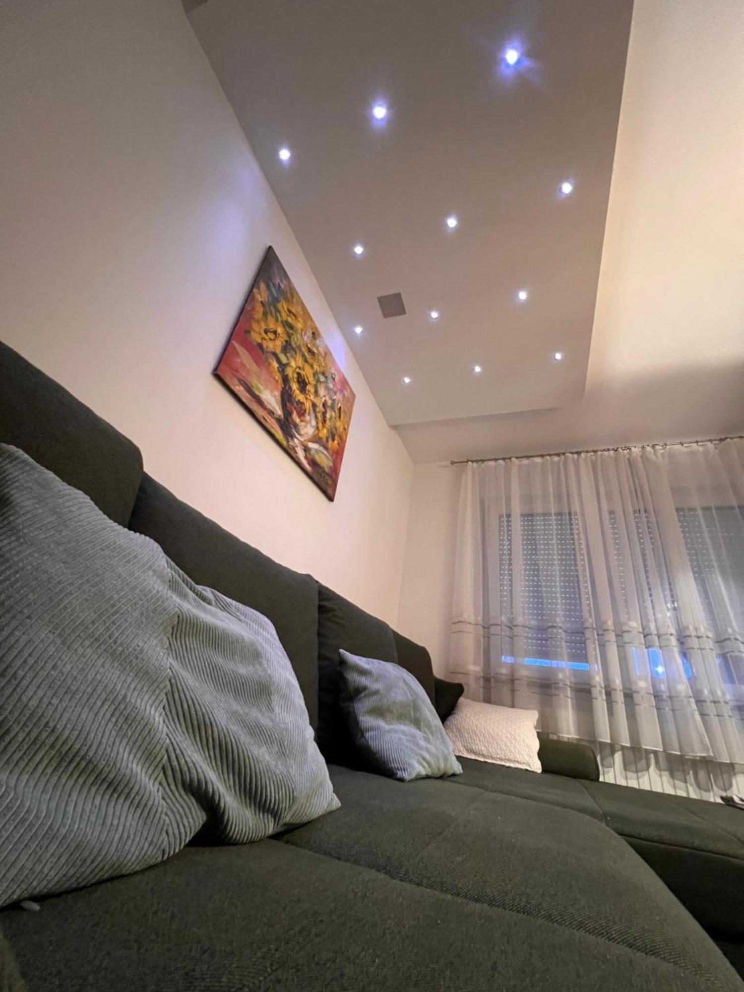 Apartments Onyx Sisak Eksteriør billede
